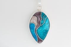 Februari; koel, nat, vorst (3,6 x 2,1 cm)